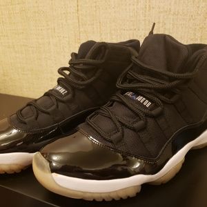 **FLASH SALE * Jordan 11s space jams 2009 release